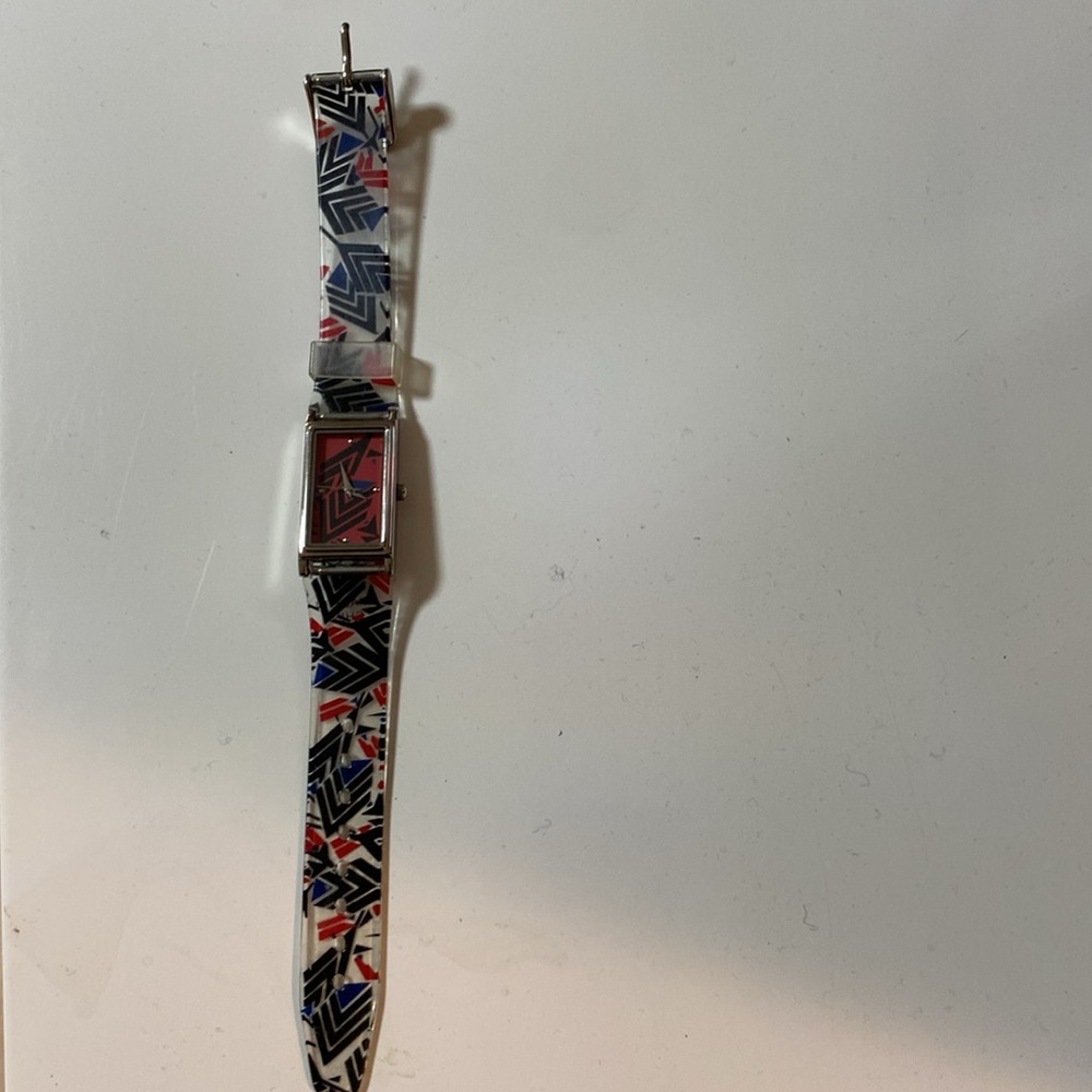 Vintage Metropolitan Museum of Art watch designed by Cubist artist Fernand Léger